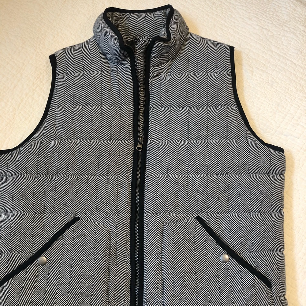 Houndstooth vest